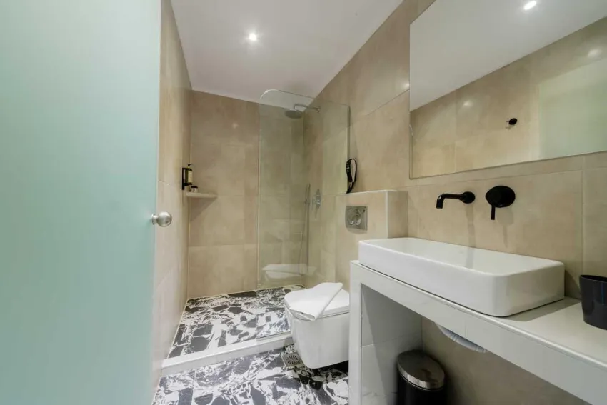 Madison Boutique 3*-27