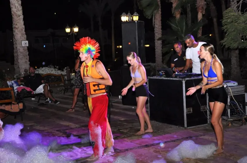 CLUB FARAANA REEF  4*-46