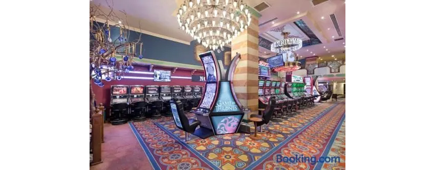 Merit Lefkoşa Hotel & Casino 5*-9