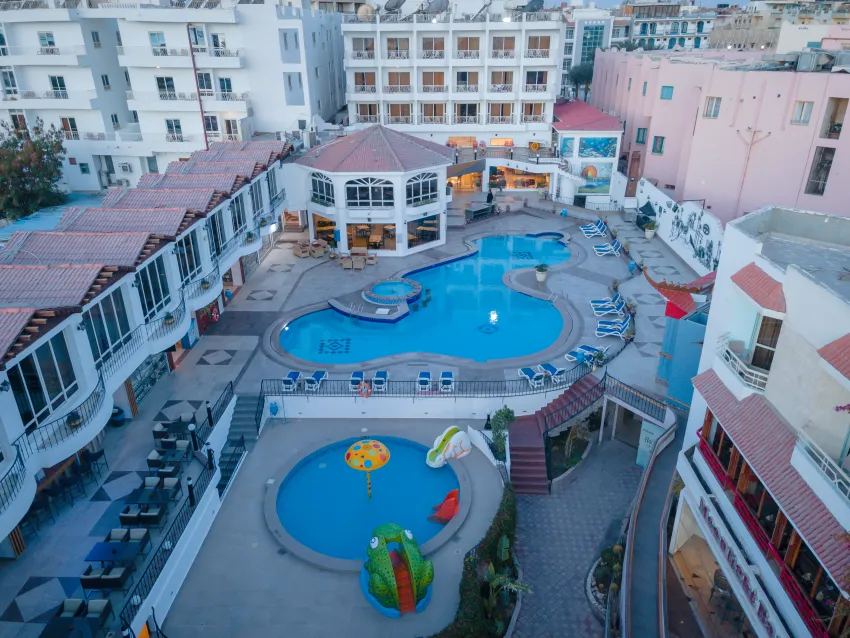 Minamark Beach Resort 4*-6