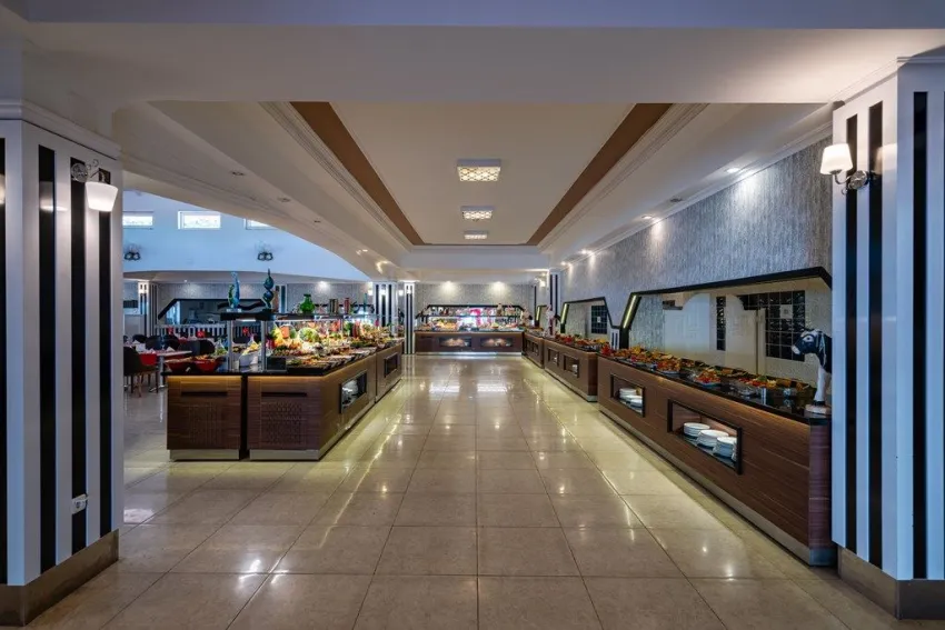 THE GARDEN BEACH HOTEL  5*-9