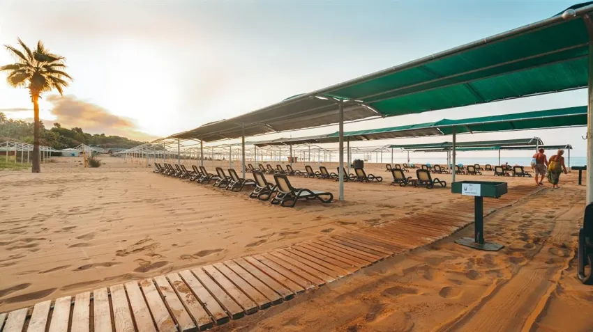 ROYAL ATLANTIS BEACH HOTEL  4*-20