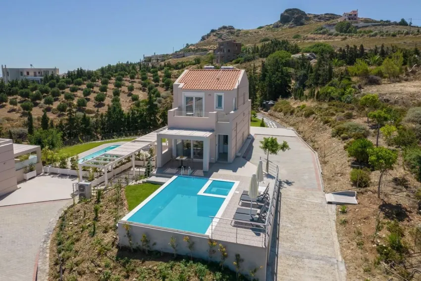 Blue Hills Villas 5*-7