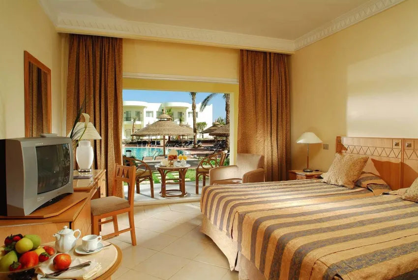 Sierra Hotel 5*-6