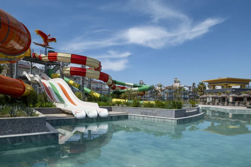 Azura World (Ex. Wyndham Alanya) 5*-7