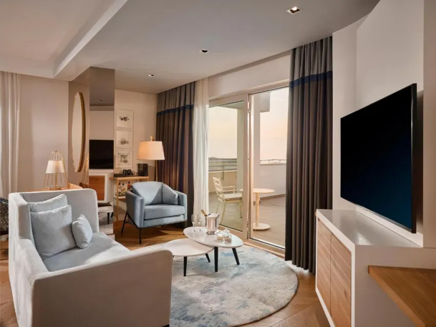 Lara Barut Collection 5*-95