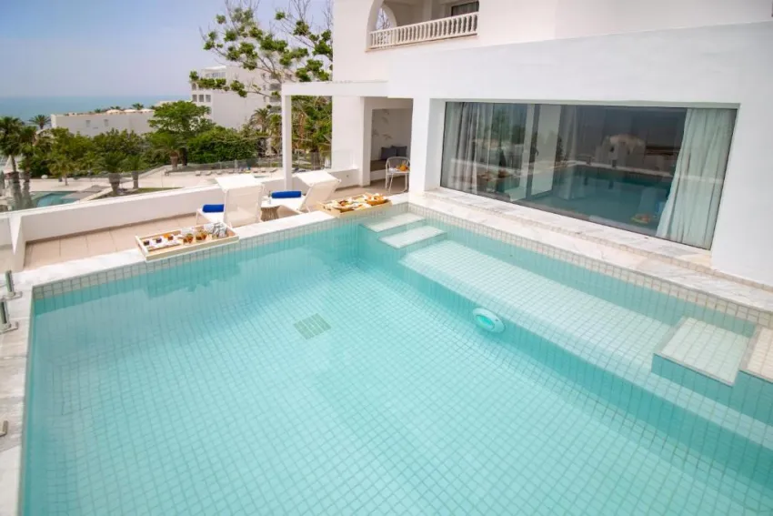 ROYAL AZUR THALASSA  5*-37