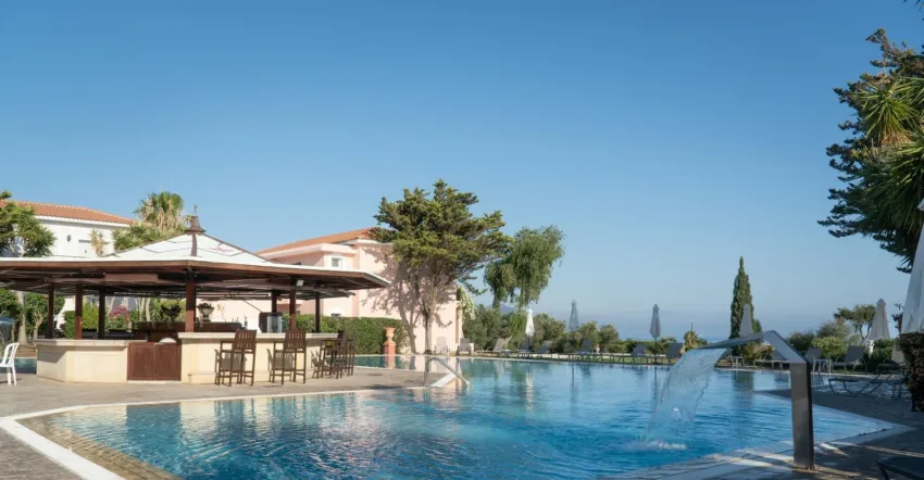 Akamanthea Holiday Village 3*-7