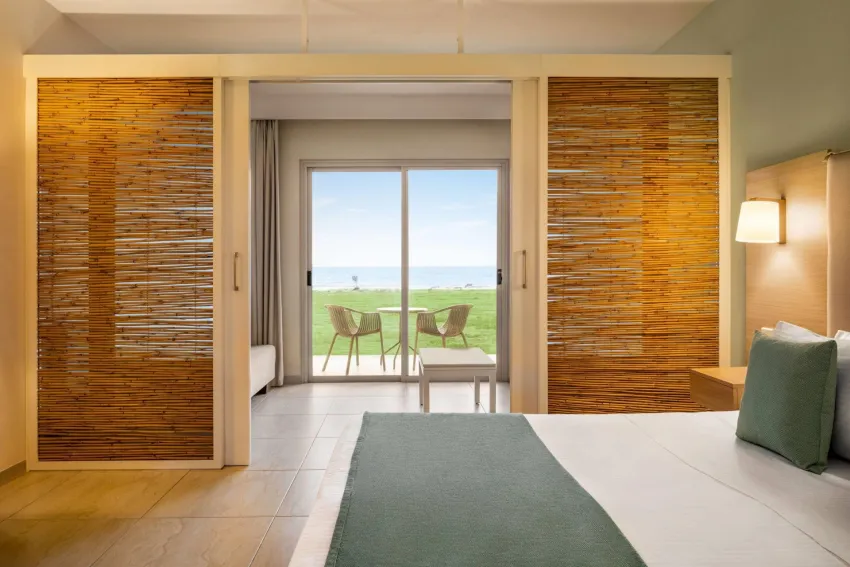 Ramada Hotel & Suites By Wyndham 4*-23