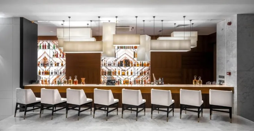 Rubi Platinum Sign 5*-24