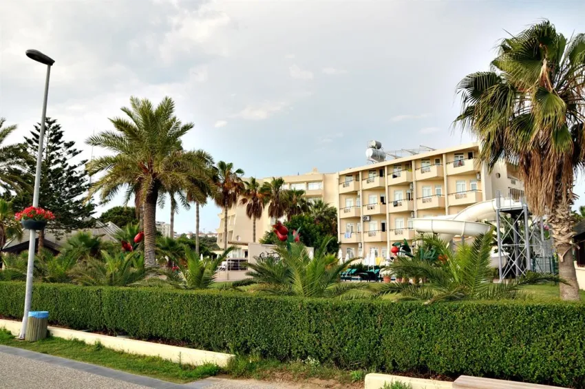 NUMA BAY EXCLUSIVE HOTEL  5*-56