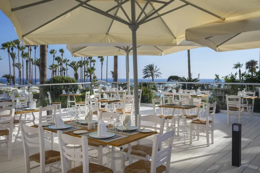 Leonardo Plaza Cypria Maris Beach Hotel and Spa 4*-10