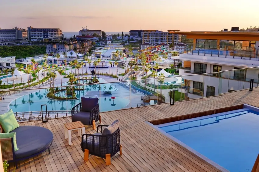 Azura World (Ex. Wyndham Alanya) 5*-4