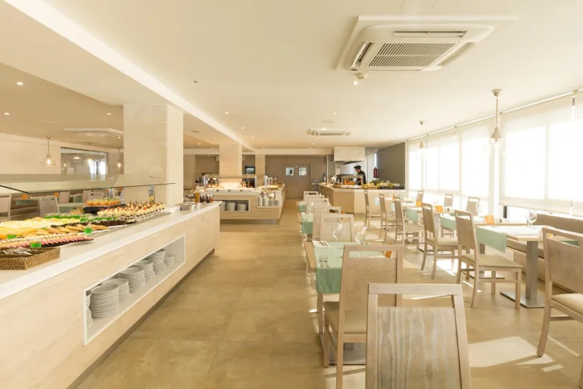 HSM Regana Hotel 4*-12