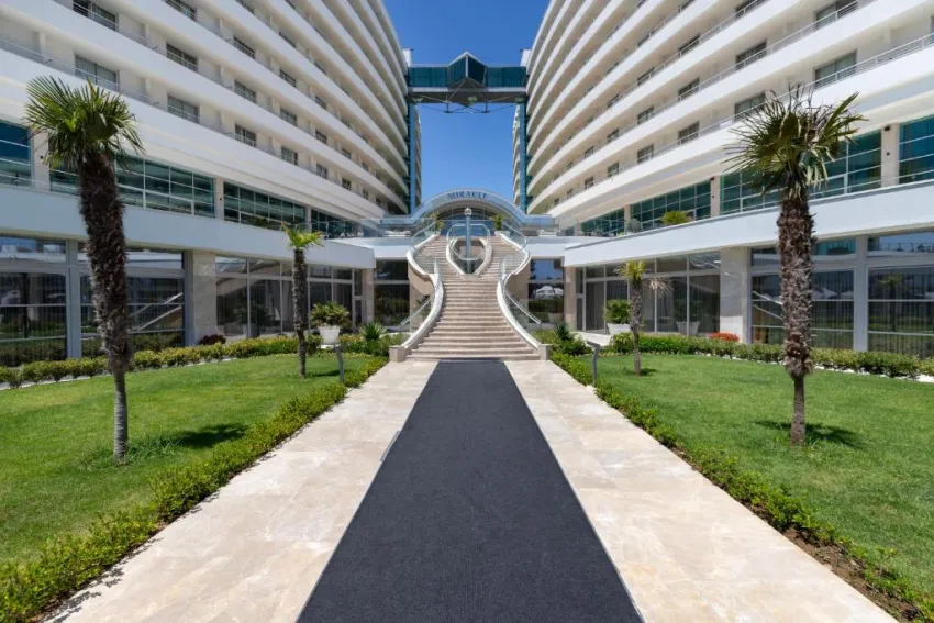 MIRACLE RESORT HOTEL  5*-71