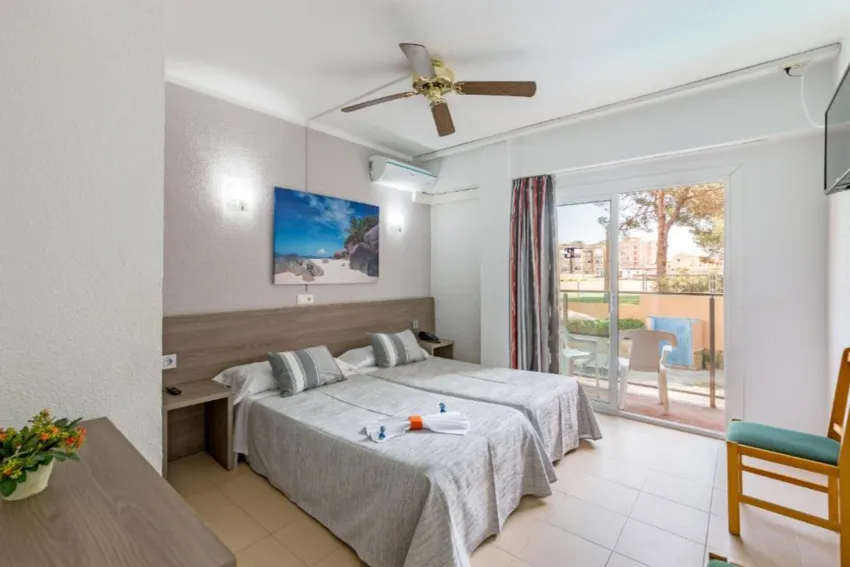 Costa Mediterraneo 2*-9