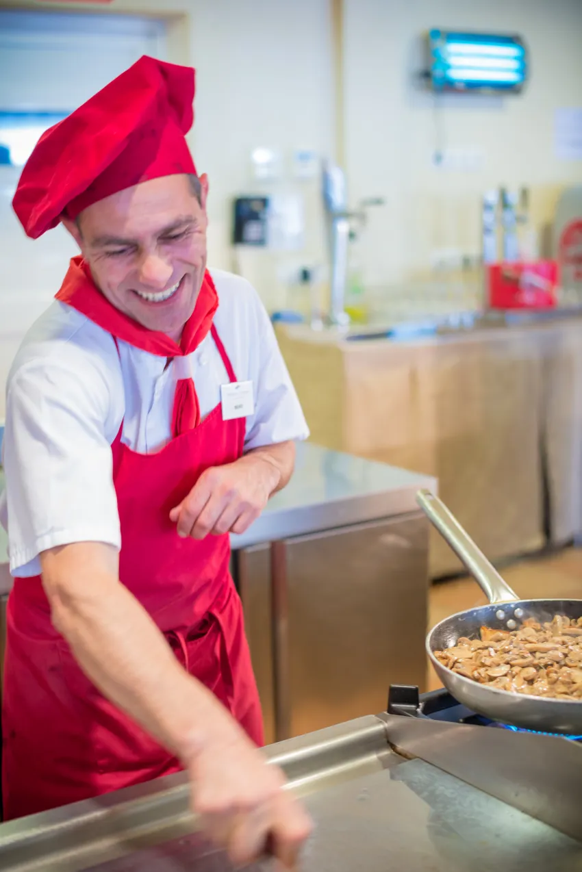 Holiday Center Apart 3*-13