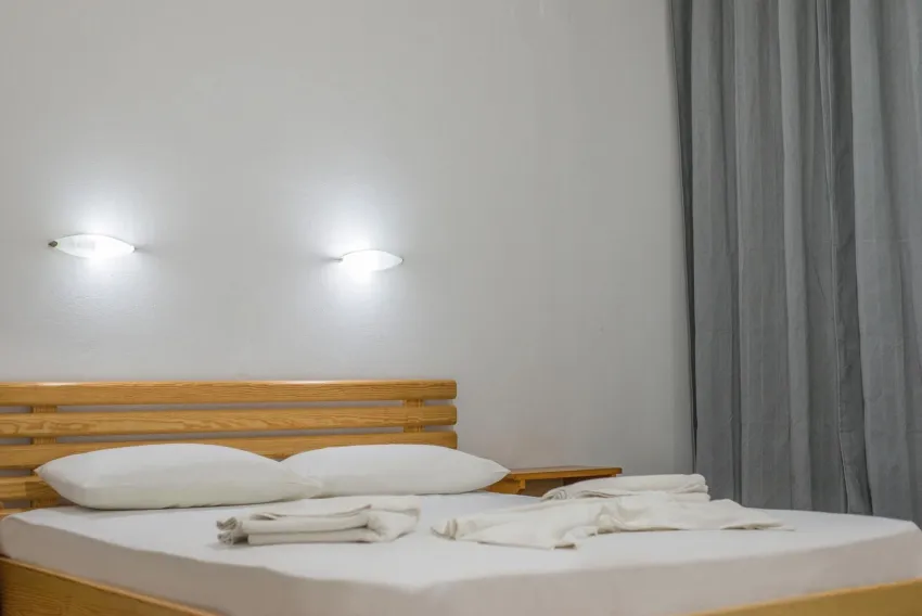Stefania Studios 3*-6