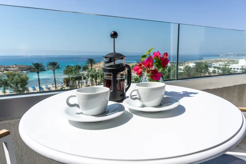 Anonymous Beach 3*-21