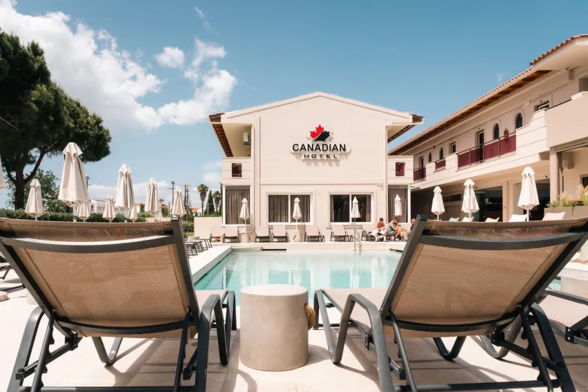 Canadian Hotel 3*-55