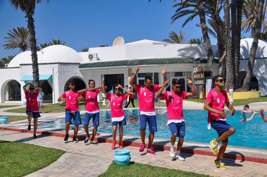 MONARQUE CLUB RIVAGE MONASTIR  4*-15