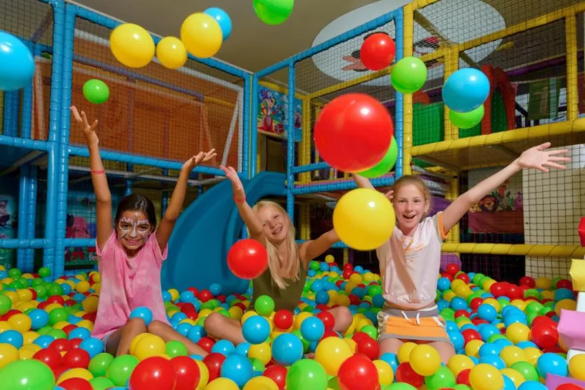 ASIA BEACH RESORT & SPA  5*-12