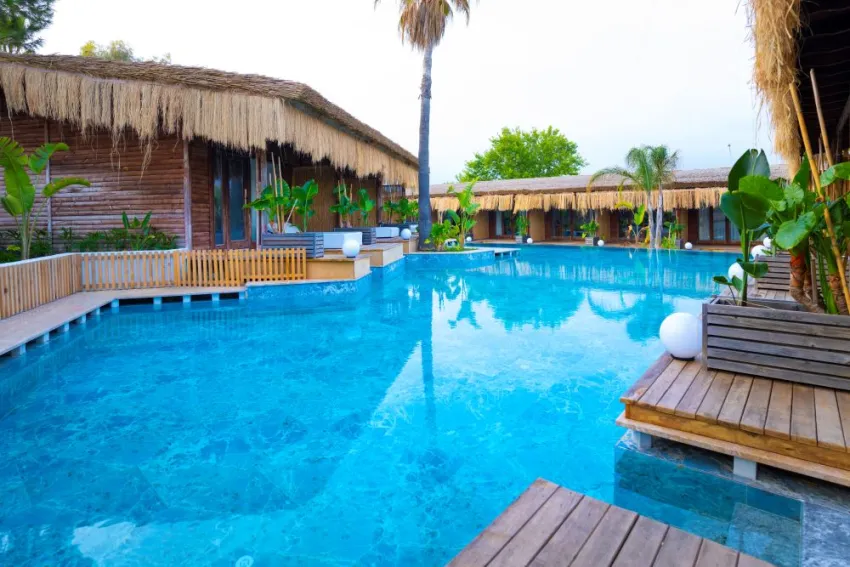 FLORA GARDEN BEACH (ADULTS ONLY 16+)  5*-15