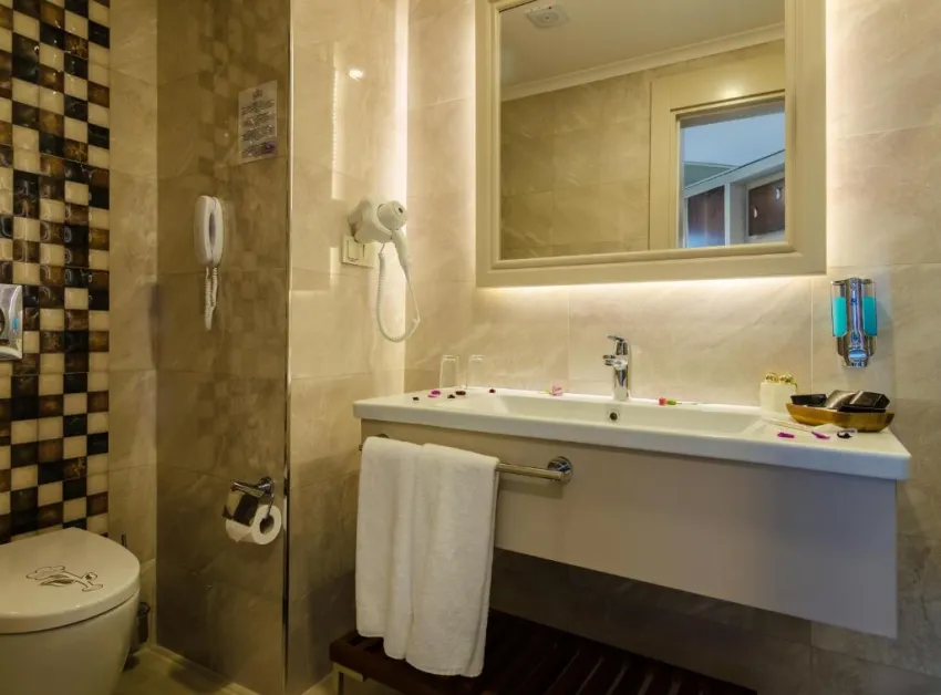 THE LUMOS DELUXE RESORT HOTEL & SPA  5*-24