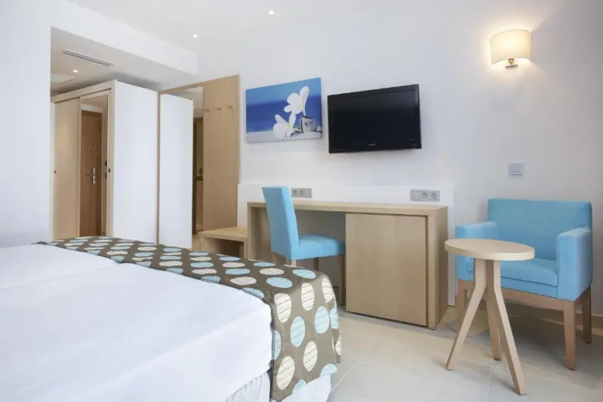 Universal Hotel Marques 4*-44