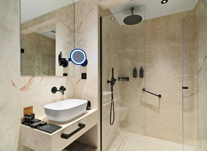 NYX Hotel Limassol 4*-11
