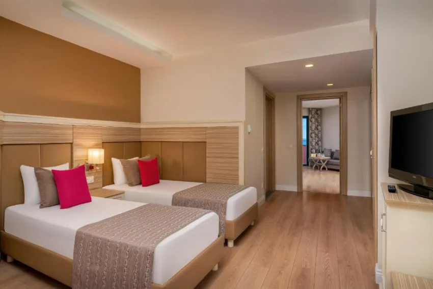 DELPHIN DELUXE HOTEL  5*-25