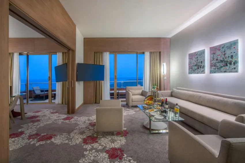 CONCORDE LUXURY RESORT & CASINO & CONVENTION & SPA  5*-65