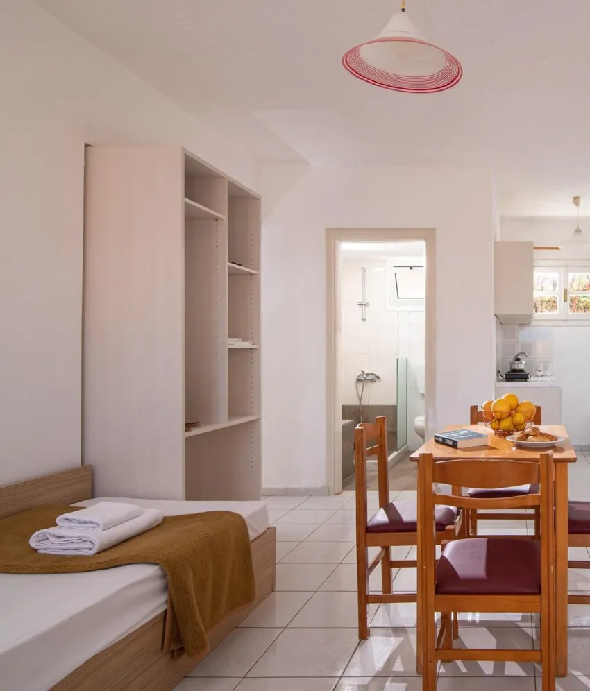 Golden Valentin 2*-22