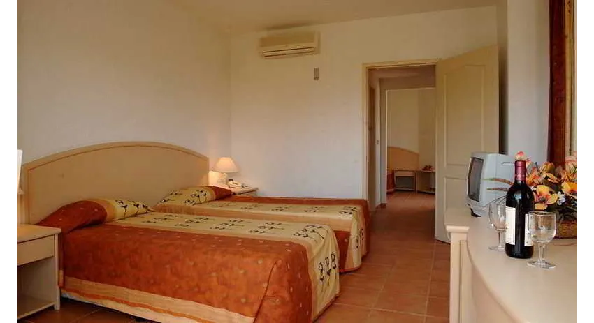 Aska Just In Beach Hotel 4*-14