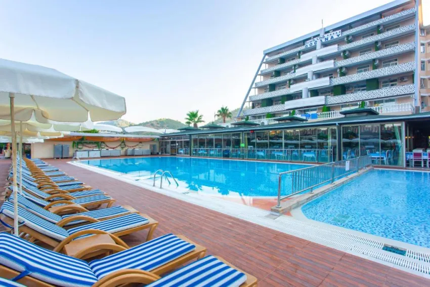 BEACH CLUB DOGANAY  5*-17