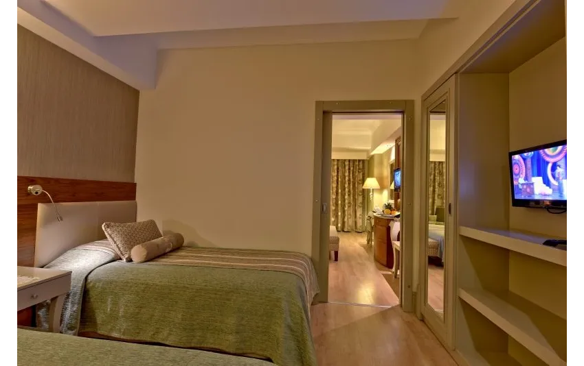 Side Star Resort 5*-5