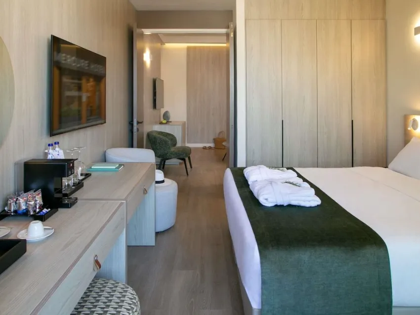 Mercure Larnaca City 3*-25