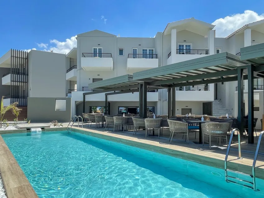 Mare Blue and Suites 4*-1