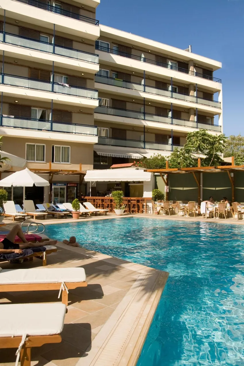 Best Western Plus Plaza 4*-2