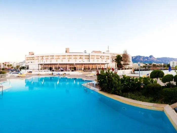 Dome Hotel 4* - Kyrenia (north cyprus) - Cipru