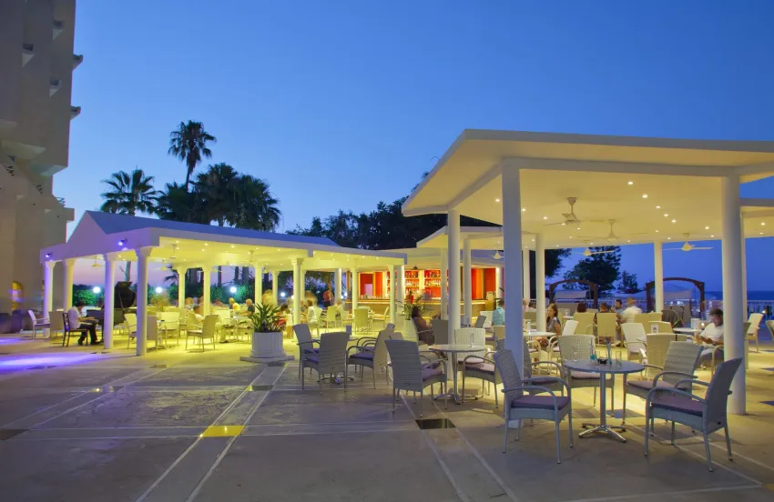 Golden Coast Beach Hotel 4*-17