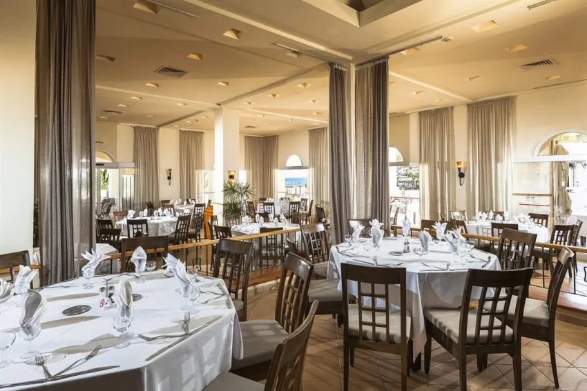 CALIMERA DELFINO BEACH RESORT & SPA  4*-7