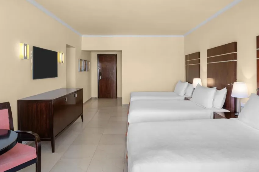 DOUBLETREE BY HILTON SHARM BAY RESORT BEACH SIDE  4*-142