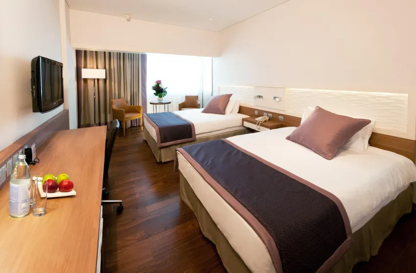 Crowne Plaza Limassol 4*-16