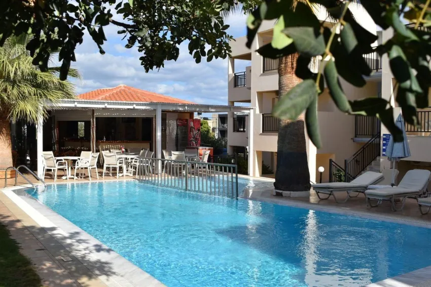 Sunshine Studios and Apartments 3*-2