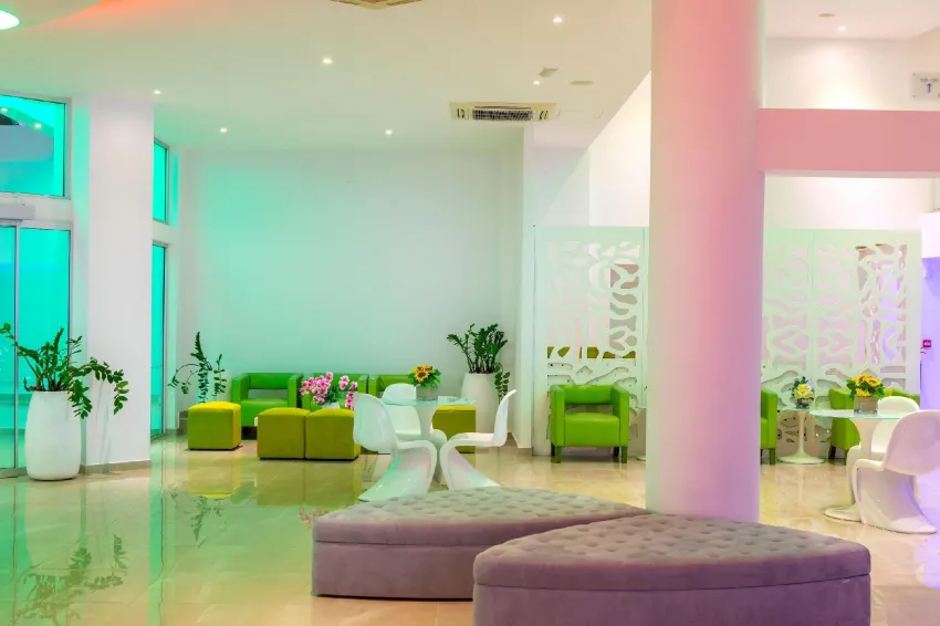 Limanaki Beach Hotel & Suites 4*-7