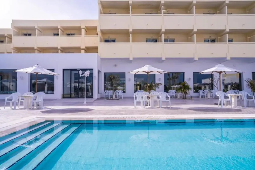 NOVOSTAR DAR KHAYAM  3*-34