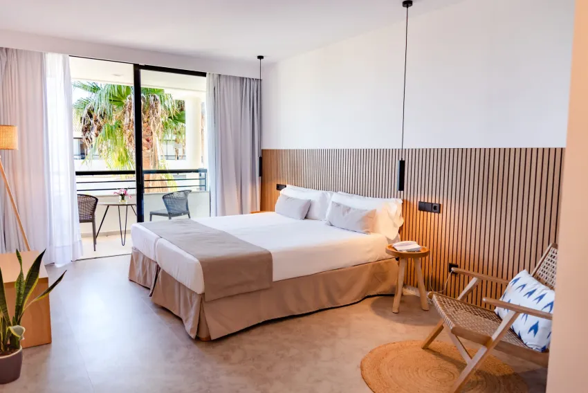 Bahia Pollensa Apart 3*-9