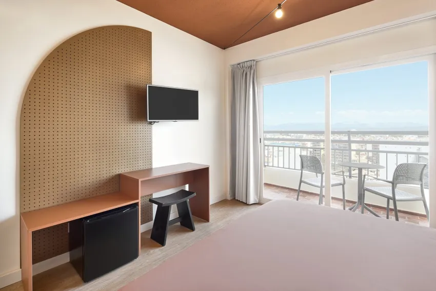 Tent Bahia de Palma 3*-8