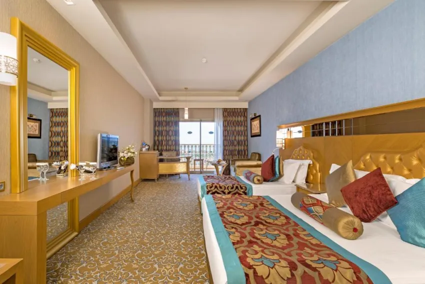 ROYAL HOLIDAY PALACE  5*-46